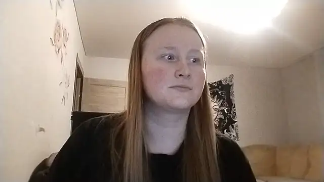 AnikaLipps online show from May 15, 2026, 11:36 pm