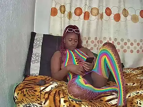 Darkbeauty27 online show from April 16, 2026, 9:39 pm