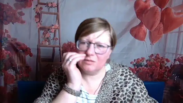 Snapshot of RadaChudna chatting on February 19, 2026, 6:10 am RadaChudna online show from February 19, 2026, 6:10 am