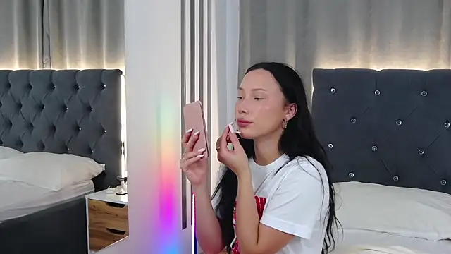 Snapshot of VikkyVonn chatting on June 30, 2026, 11:10 am VikkyVonn online show from June 30, 2026, 11:10 am