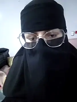 Snapshot of Kawtr9ahbtk chatting on February 13, 2026, 8:31 pm Kawtr9ahbtk online show from February 13, 2026, 8:31 pm