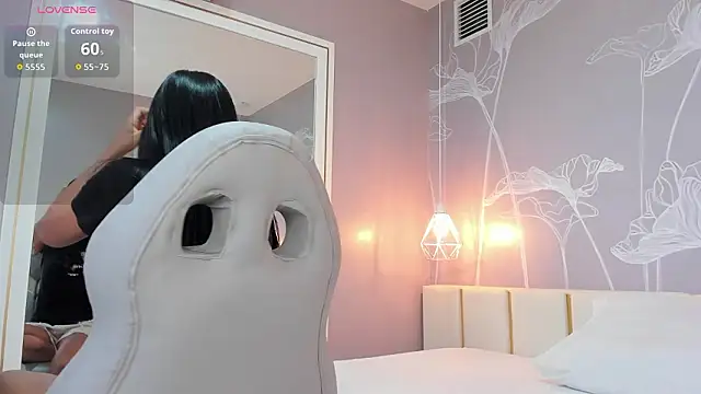 emily cute4u online show from March 9, 2026, 9:51 pm