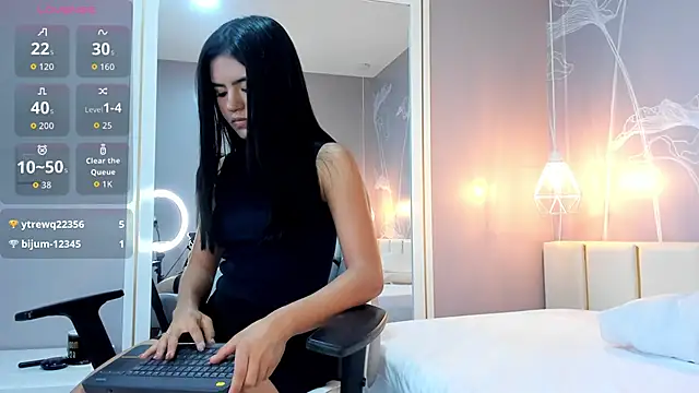 emily cute4u online show from March 25, 2026, 8:41 pm