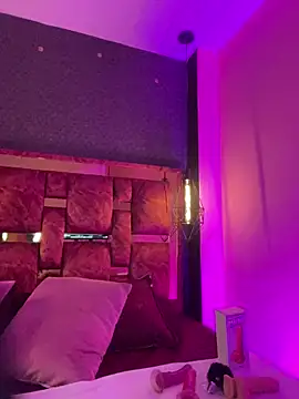 Snapshot of Veronicaa_lodge1 chatting on February 27, 2026, 2:01 am Veronicaa lodge1 online show from February 27, 2026, 2:01 am