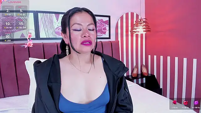 Saray Becker  online show from March 1, 2026, 3:06 am