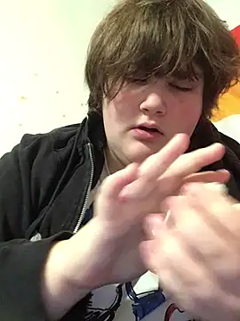 Snapshot of plushietoy chatting on February 28, 2026, 4:17 pm plushietoy online show from February 28, 2026, 4:17 pm