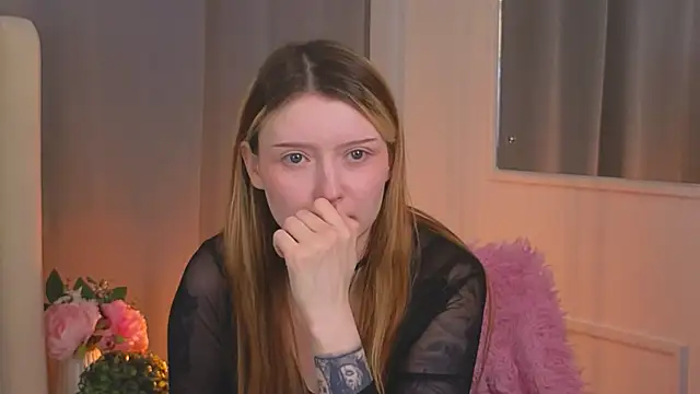 AlyssFrost online show from May 22, 2026, 3:15 am