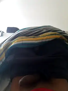 Snapshot of isuru_lakshan chatting on May 14, 2026, 9:50 am isuru lakshan online show from May 14, 2026, 9:50 am