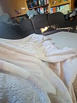 Snapshot of Gris-shadow chatting on February 15, 2026, 9:08 am Gris-shadow online show from February 15, 2026, 9:08 am