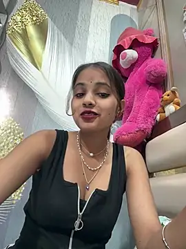 samayra1144 online show from April 4, 2026, 9:05 am