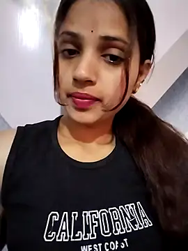 samayra1144 online show from March 12, 2026, 8:51 am