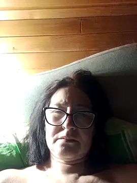 Vikimoon11211 online show from February 20, 2026, 7:38 pm