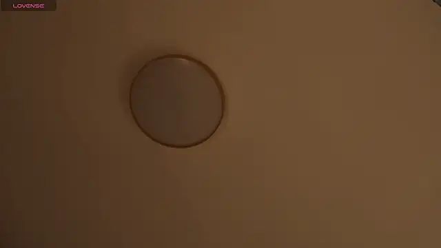 Riri kikki online show from April 18, 2026, 7:07 pm