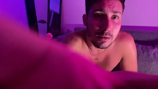 Snapshot of Heytincho chatting on February 22, 2026, 8:39 am Heytincho online show from February 22, 2026, 8:39 am