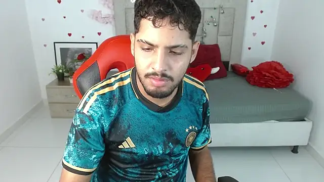 Snapshot of mister_fox723 chatting on March 3, 2026, 12:28 am mister fox723 online show from March 3, 2026, 12:28 am