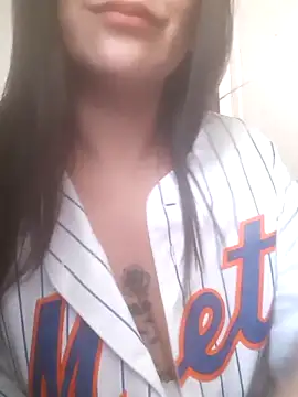 Me3l online show from March 7, 2026, 6:02 pm