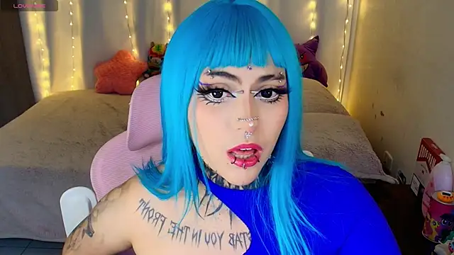 Snapshot of maliciaXpoison chatting on June 5, 2026, 6:52 am maliciaXpoison online show from June 5, 2026, 6:52 am