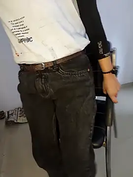 tanzum khan3202 online show from March 22, 2026, 8:38 am