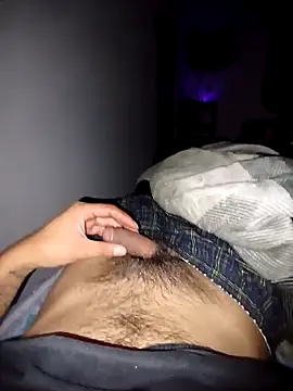 eslikonr online show from April 14, 2026, 9:58 am