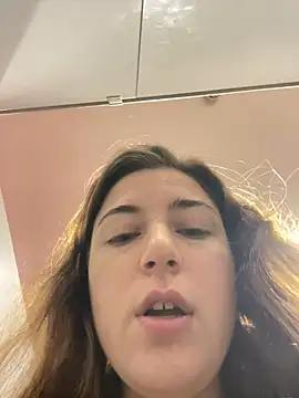 Snapshot of kate_nicepops999114 chatting on February 21, 2026, 7:43 am kate nicepops999114 online show from February 21, 2026, 7:43 am