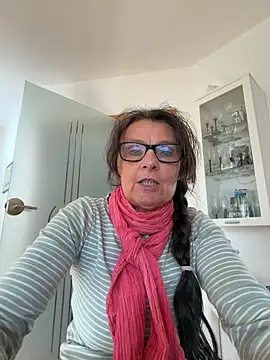 Snapshot of Dance_Lady chatting on March 8, 2026, 1:47 pm Dance Lady online show from March 8, 2026, 1:47 pm