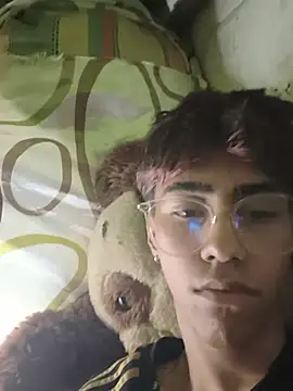 Snapshot of Soyyo-miamor chatting on July 7, 2026, 4:48 am Soyyo-miamor online show from July 7, 2026, 4:48 am