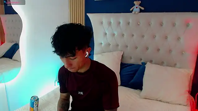 Aiden Rivers  online show from March 28, 2026, 12:50 pm