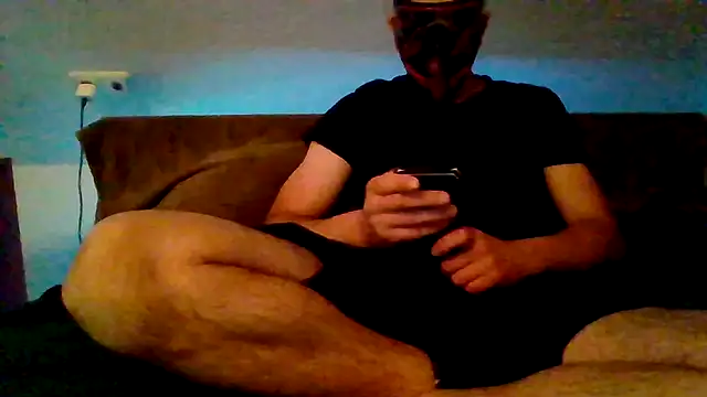 Blackklu online show from May 13, 2026, 10:28 pm