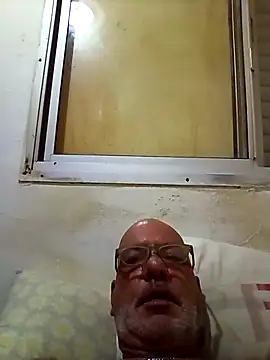 Milwokee online show from June 16, 2026, 10:32 pm