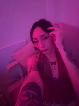 FrutillitaXX online show from March 26, 2026, 6:44 am