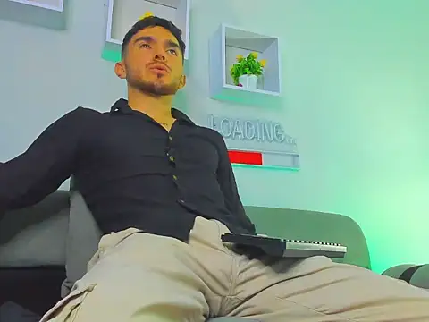 Snapshot of Dante_Blake1 chatting on February 28, 2026, 3:06 am Dante Blake1 online show from February 28, 2026, 3:06 am