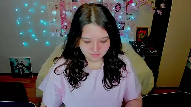 Snapshot of Kate_Acid chatting on July 5, 2026, 11:11 pm Kate Acid online show from July 5, 2026, 11:11 pm