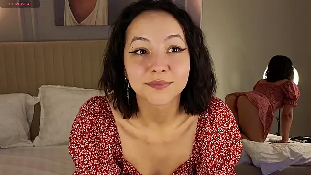 Snapshot of SweetElya chatting on February 18, 2026, 9:39 am SweetElya online show from February 18, 2026, 9:39 am