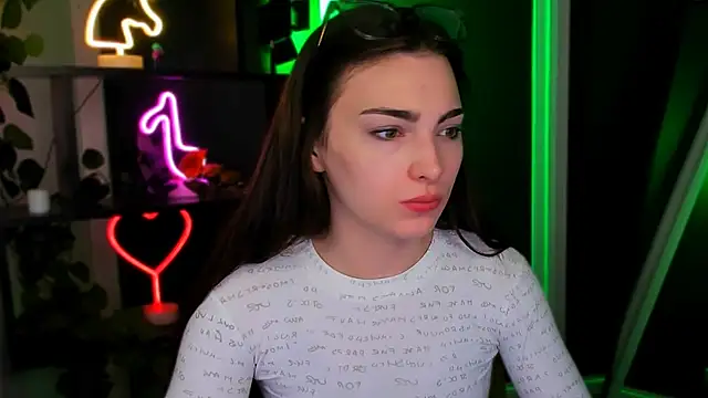 Snapshot of jenny_donne chatting on April 17, 2026, 5:21 am jenny donne online show from April 17, 2026, 5:21 am