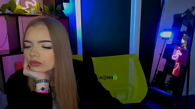 Snapshot of jenny_donne chatting on March 24, 2026, 12:38 pm jenny donne online show from March 24, 2026, 12:38 pm