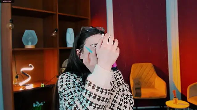 Snapshot of jenny_donne chatting on April 15, 2026, 5:13 am jenny donne online show from April 15, 2026, 5:13 am