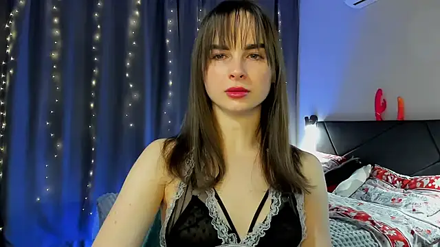 Snapshot of megann_fox2 chatting on February 19, 2026, 6:49 pm megann fox2 online show from February 19, 2026, 6:49 pm