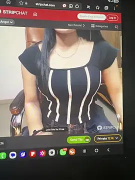 Happy-ness0 online show from June 16, 2026, 5:24 pm