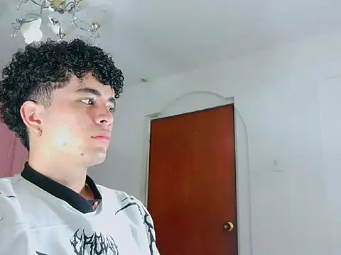 albell hot  online show from February 24, 2026, 4:41 pm