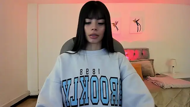 Snapshot of GuggaHell chatting on February 27, 2026, 12:27 pm GuggaHell online show from February 27, 2026, 12:27 pm