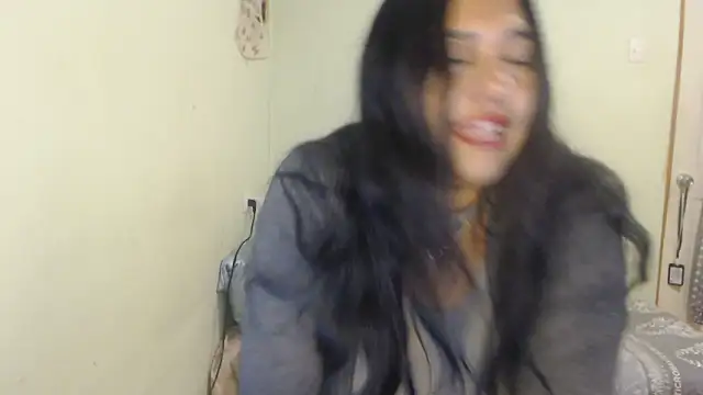 Snapshot of SexyGalletita chatting on June 16, 2026, 4:01 am SexyGalletita online show from June 16, 2026, 4:01 am