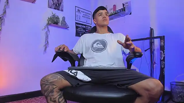 Rob zaens33 online show from March 3, 2026, 3:52 pm