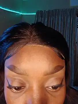 Snapshot of Ebony_Colossus chatting on July 7, 2026, 3:59 pm Ebony Colossus online show from July 7, 2026, 3:59 pm