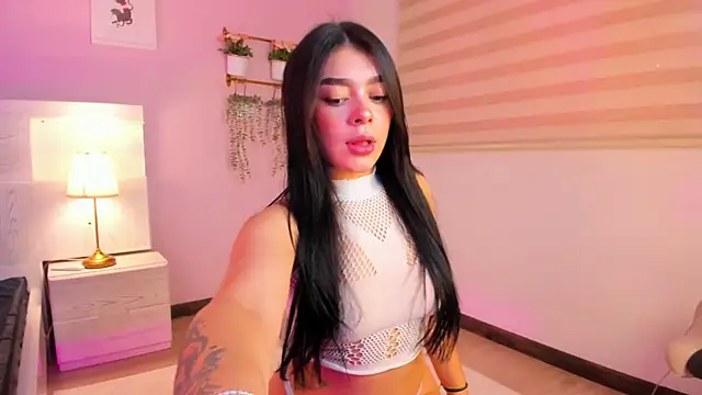 Lummii  online show from April 9, 2026, 6:58 pm