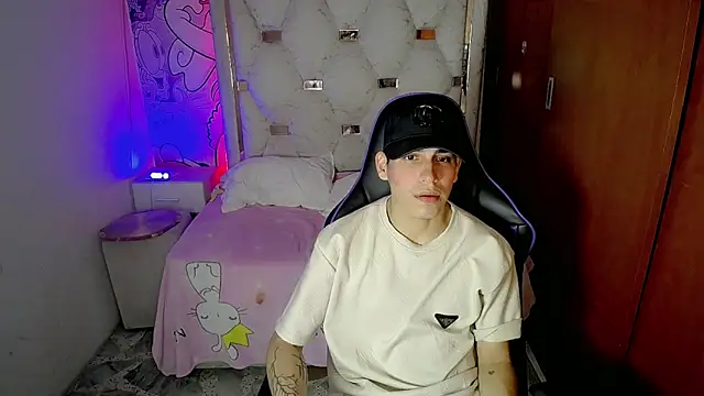 Snapshot of Bby_cash_ chatting on February 25, 2026, 8:52 pm Bby cash online show from February 25, 2026, 8:52 pm