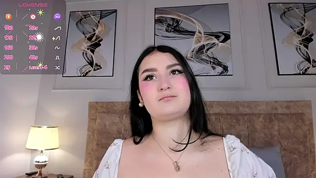 zoe moon   online show from May 7, 2026, 11:13 am