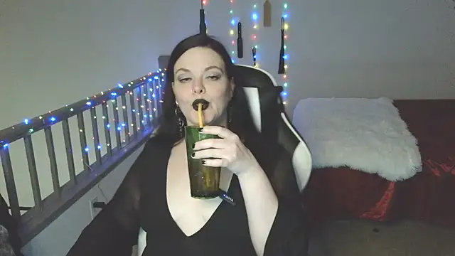 VixieNyx online show from February 21, 2026, 12:12 am