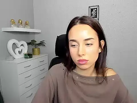 AdeleSolo online show from February 19, 2026, 1:30 pm