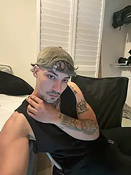 Snapshot of Alejandrosolerxxx chatting on February 19, 2026, 1:13 am Alejandrosolerxxx online show from February 19, 2026, 1:13 am