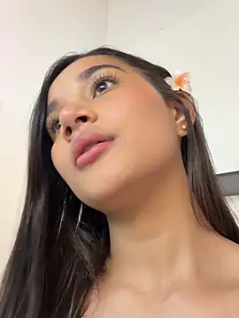 AlessiaVallmont online show from February 20, 2026, 7:16 pm